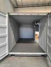 20ft x 8ft Behälter mit seitlicher Rolltür